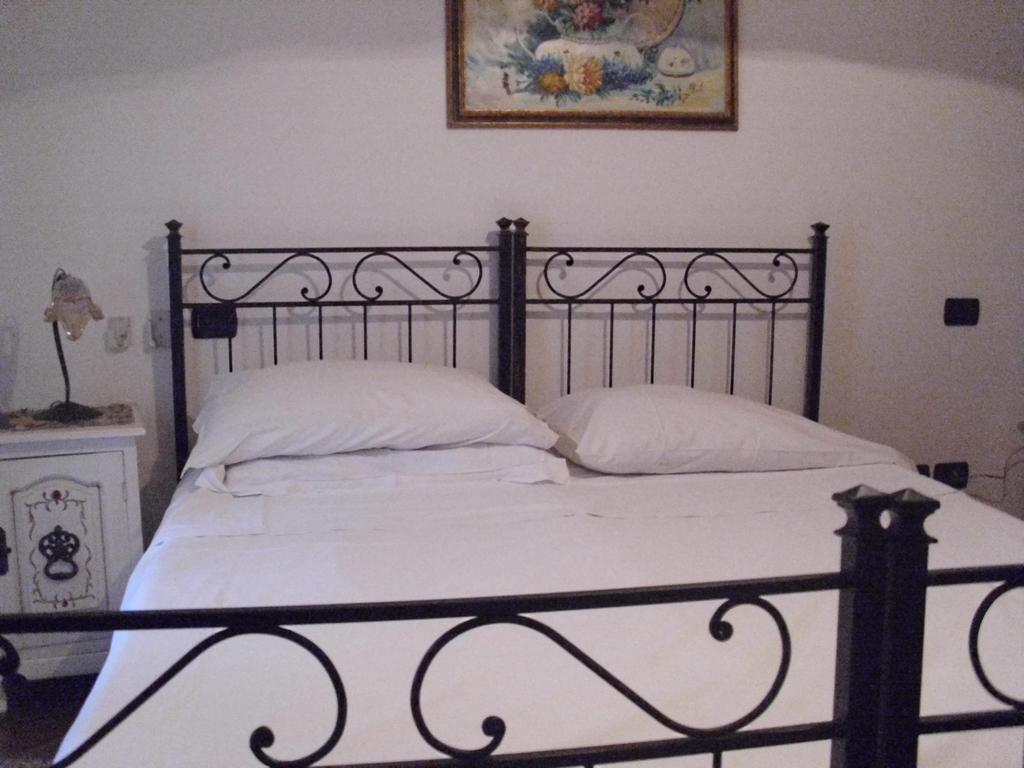 Pensione S. Antonio Ristorante Silvia Furci Siculo Habitación foto