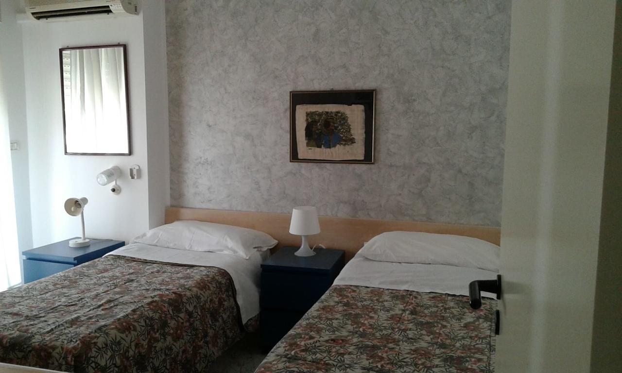 Pensione S. Antonio Ristorante Silvia Furci Siculo Exterior foto